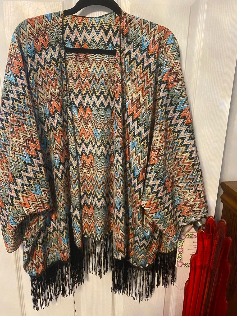 chic Multicolor Chevron Print Duster with Fringe Detail